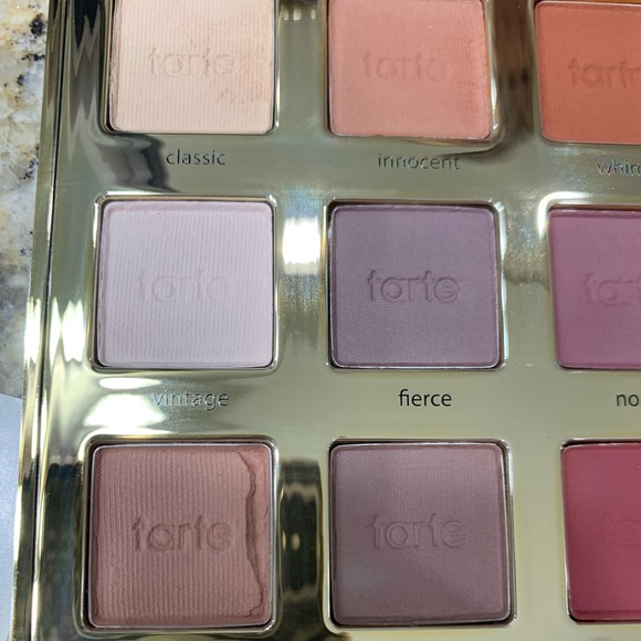 Tarte makeup bundle - Picture 6 of 14